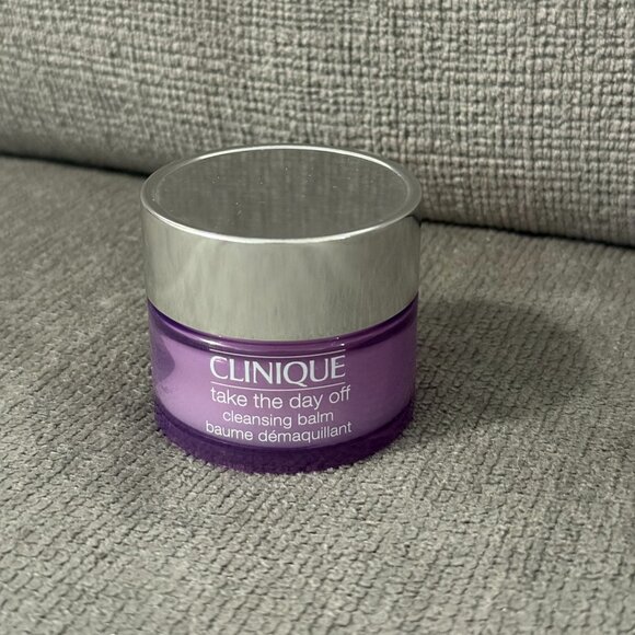 Clinique Set of 9 Skin Care/ Make Up Travel/Gift Set With Cosmetic Bag - Picture 4 of 13